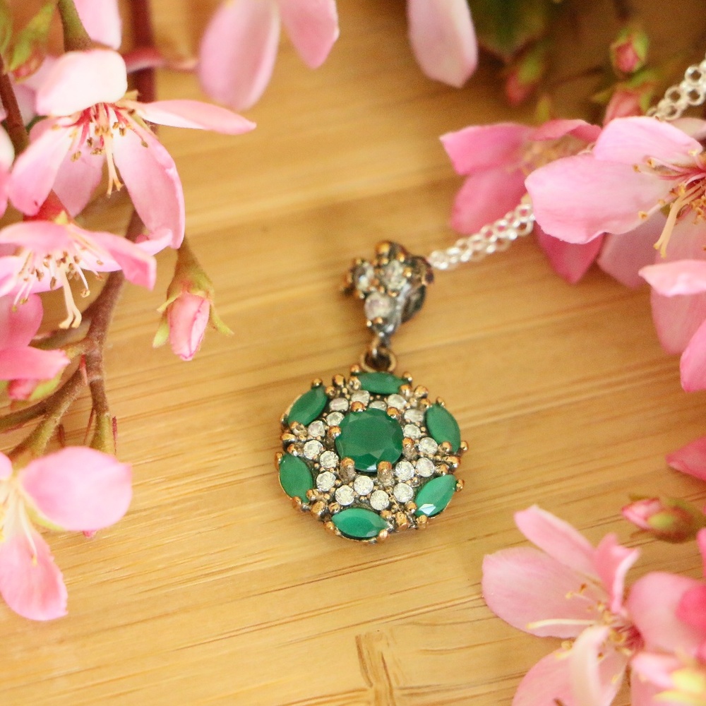 Sterling Silver Jade Stones and Cubic Zirconia - Picture 5 of 7
